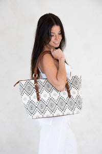 Jacquard Handbag by Risa