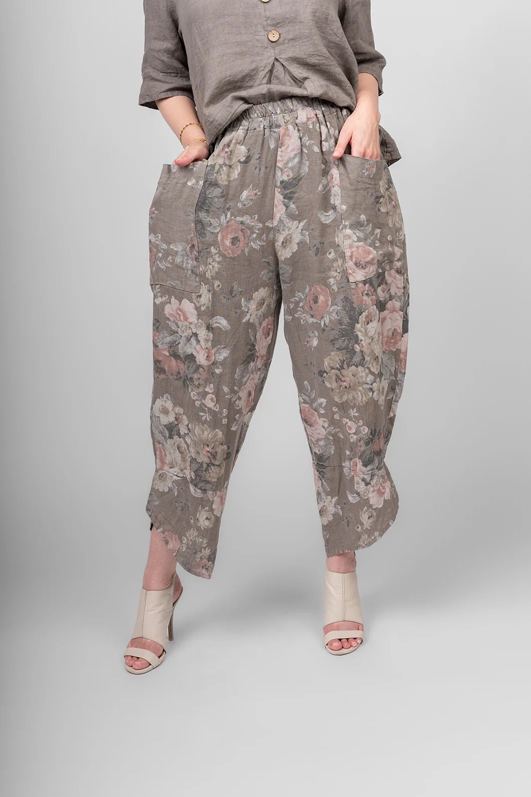 Linen Floral Pull On Pants By Me & Gee
