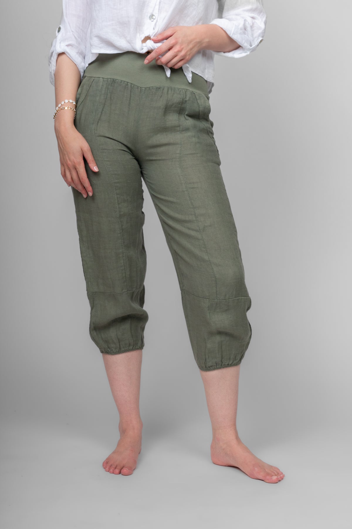 Capri with Soft Waistband by Me & Gee