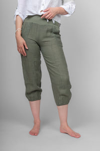 Capri with Soft Waistband by Me & Gee