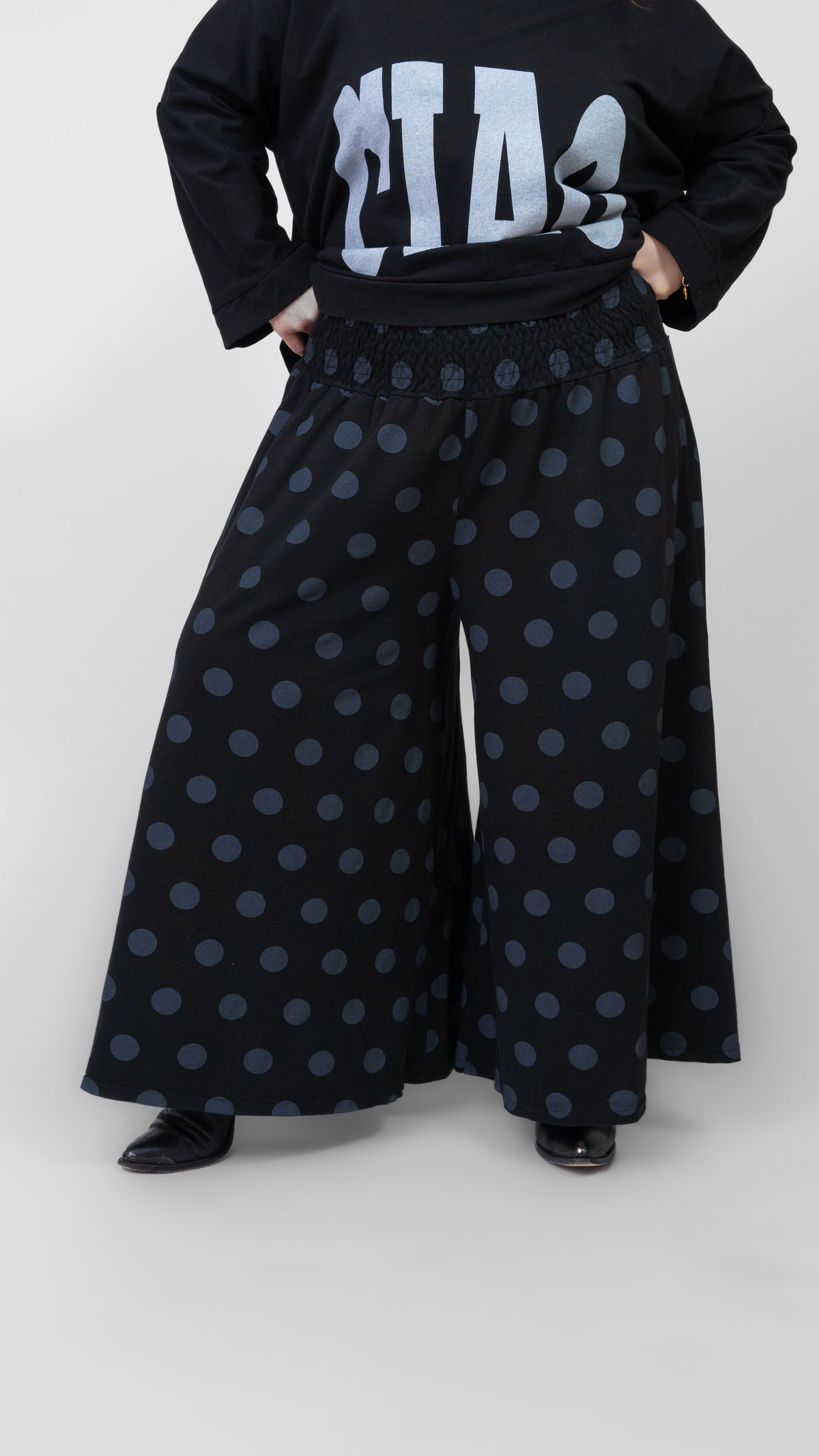 Wide Leg Ankle Pant by Me & Gee