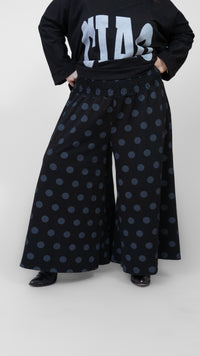 Wide Leg Ankle Pant by Me & Gee