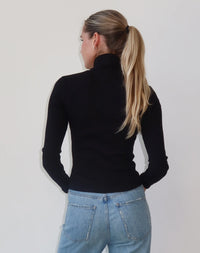 Brunette - Ribbed LS Turtle neck