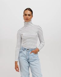 Brunette - Ribbed LS Turtle neck