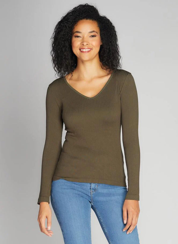 Seamless O/S Ribbed V-Neck Top by C'est Moi