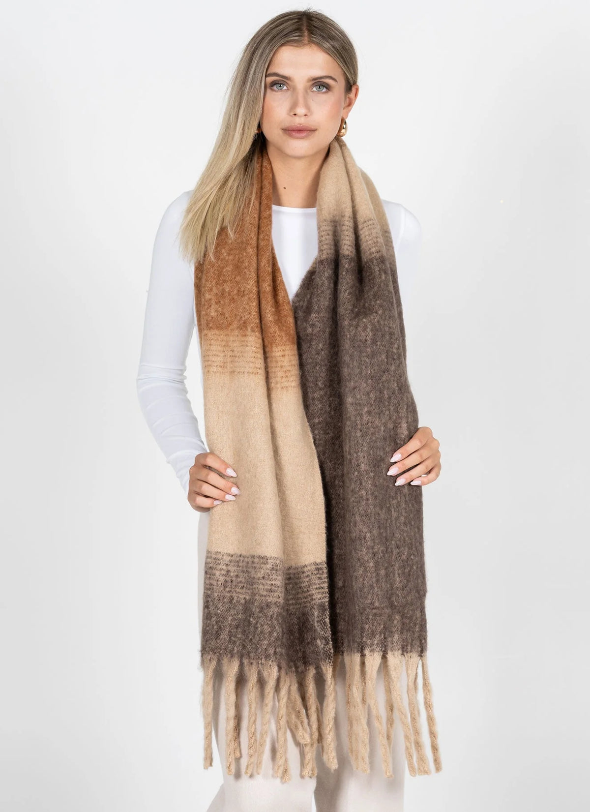 Check Pattern Scarf by C'est Moi