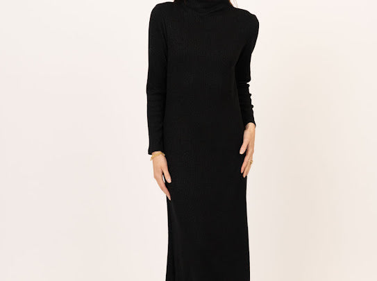 Rib-midi Dress by Me and Gee