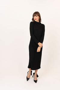 Rib-midi Dress by Me and Gee