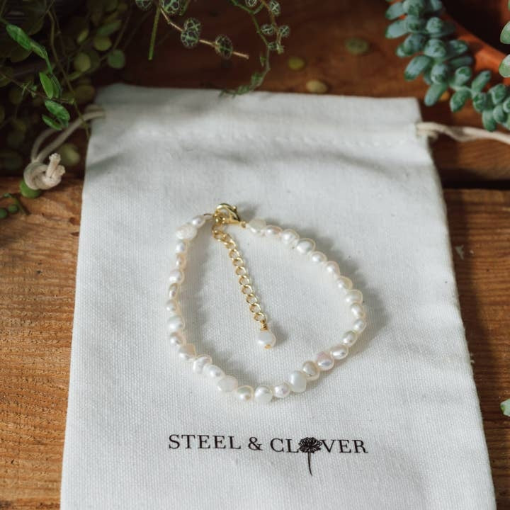 Steel & Clover - Sandbar Pearl Bracelet