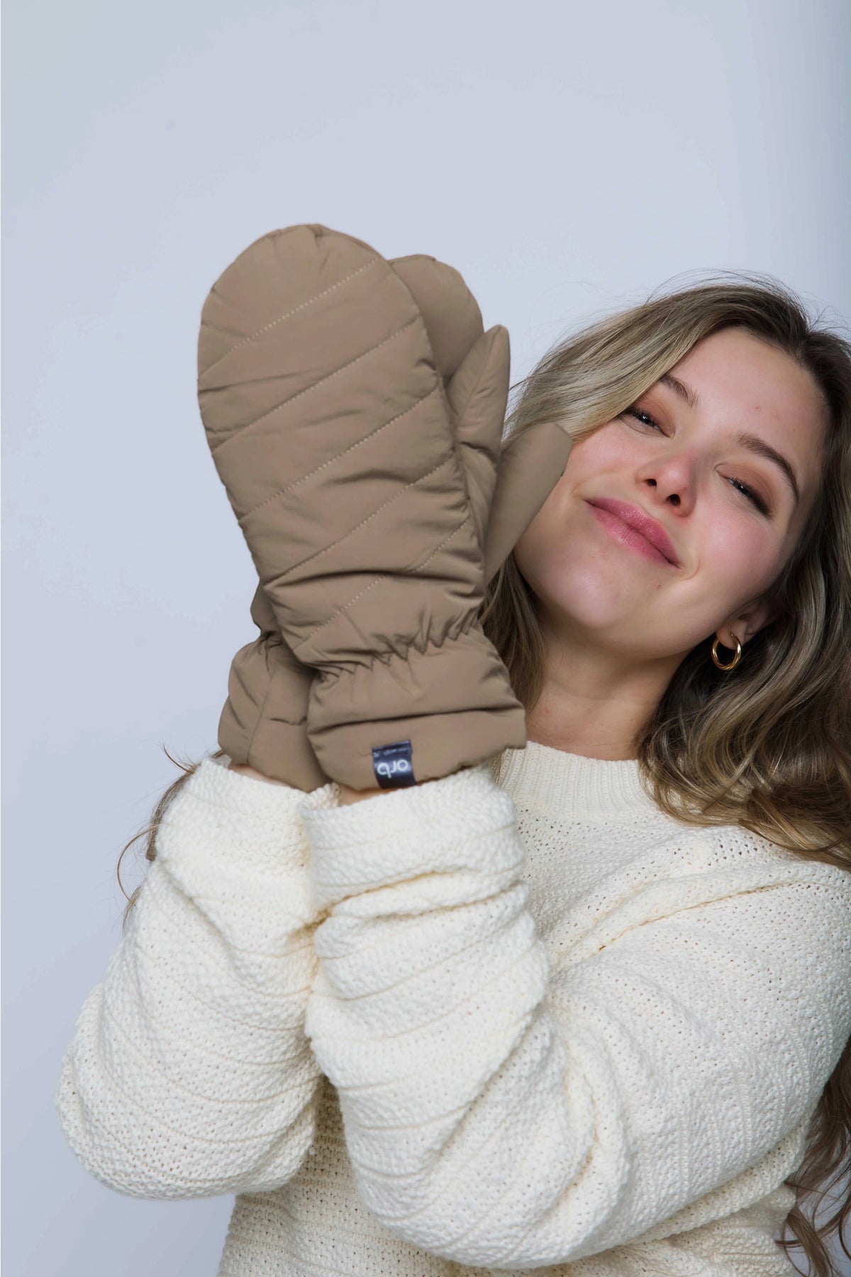 Let It Snow Puffer Mitts by Orb