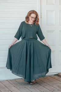 3/4 Sleeve Knit Shortie Top by Me & Gee